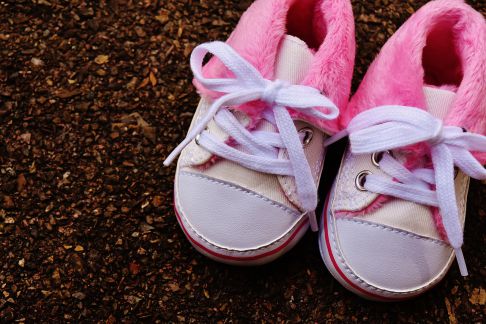 baby-shoes-1796582_1280.jpg